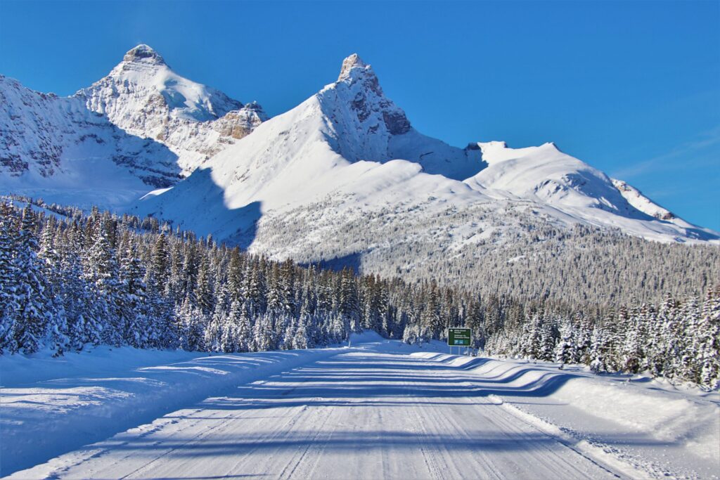 Icefields Parkway road between Banff and Jasper National Park